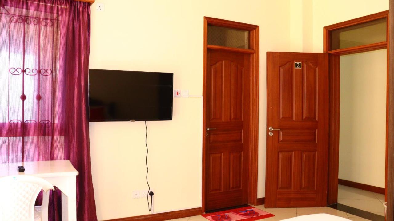 Elna'S Haven - Nyali Sea View Apartment Момбаса Экстерьер фото