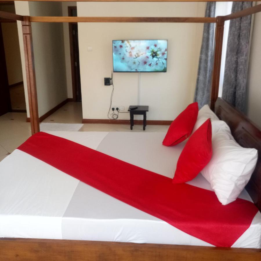 Elna'S Haven - Nyali Sea View Apartment Момбаса Экстерьер фото