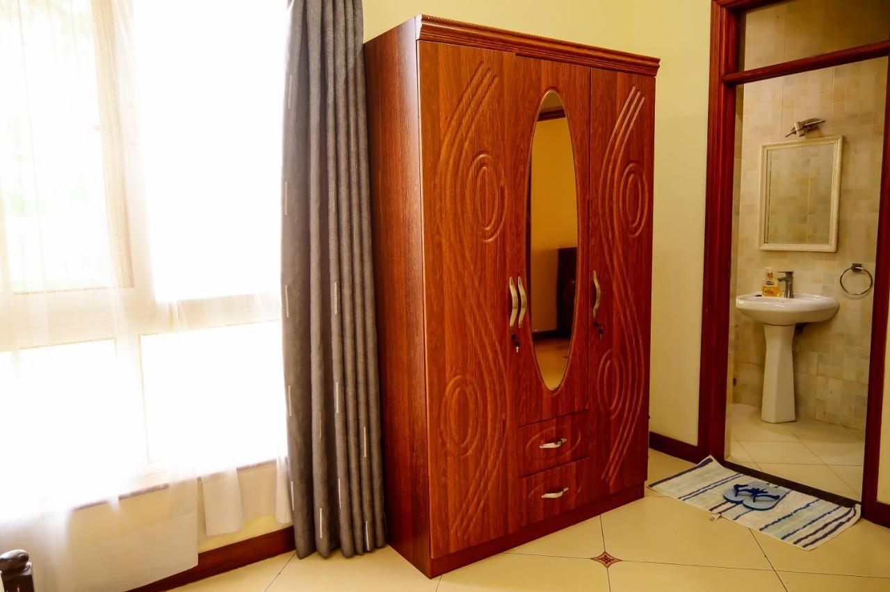 Elna'S Haven - Nyali Sea View Apartment Момбаса Экстерьер фото