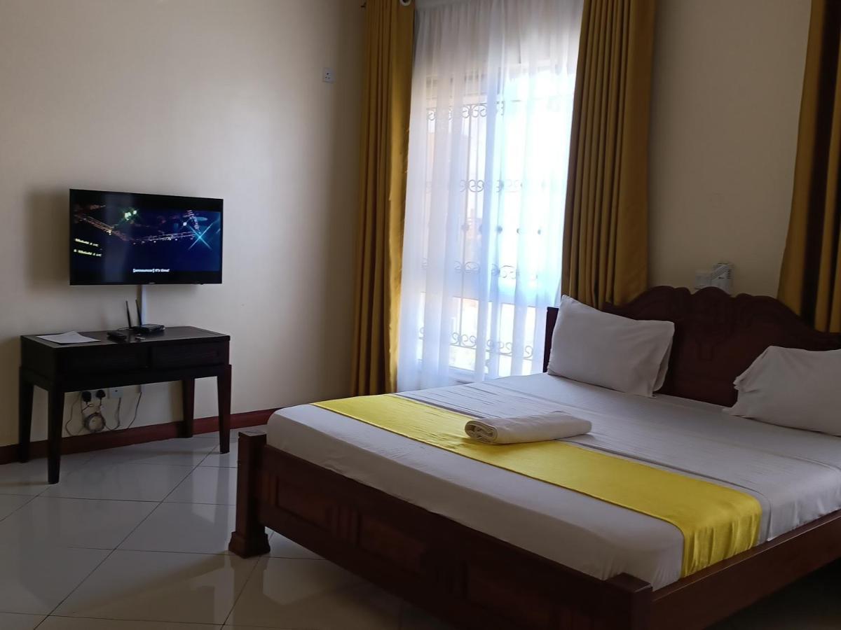 Elna'S Haven - Nyali Sea View Apartment Момбаса Экстерьер фото