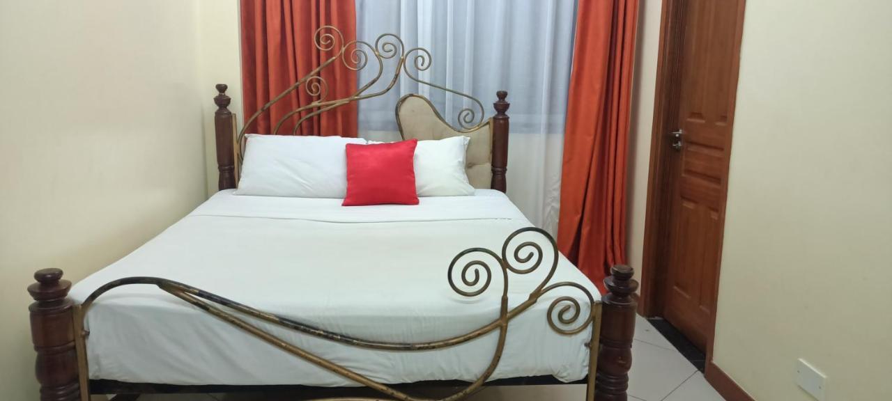 Elna'S Haven - Nyali Sea View Apartment Момбаса Экстерьер фото