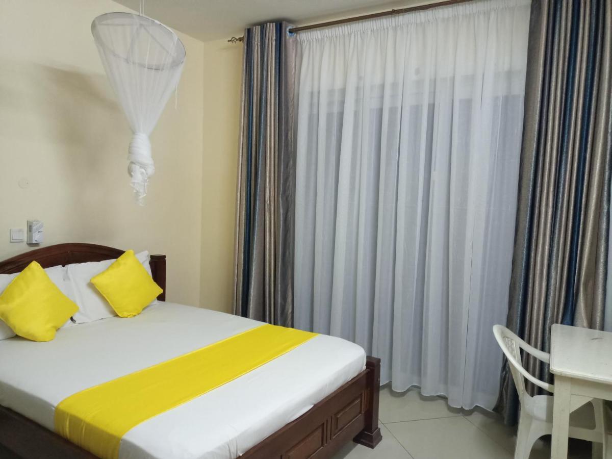 Elna'S Haven - Nyali Sea View Apartment Момбаса Экстерьер фото