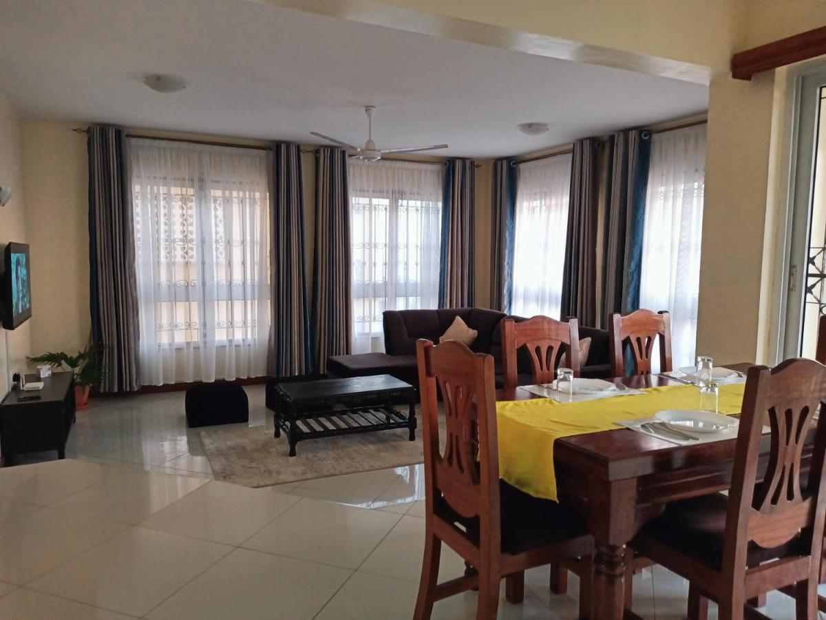 Elna'S Haven - Nyali Sea View Apartment Момбаса Экстерьер фото