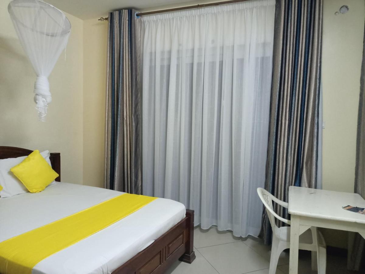 Elna'S Haven - Nyali Sea View Apartment Момбаса Экстерьер фото