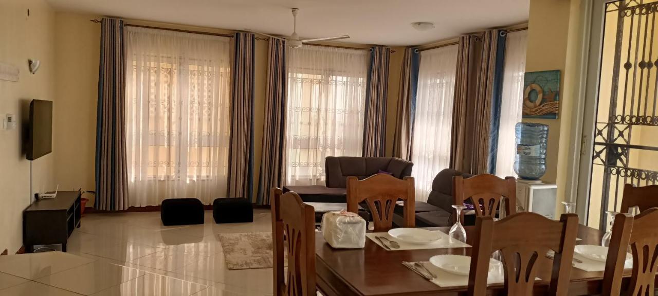Elna'S Haven - Nyali Sea View Apartment Момбаса Экстерьер фото